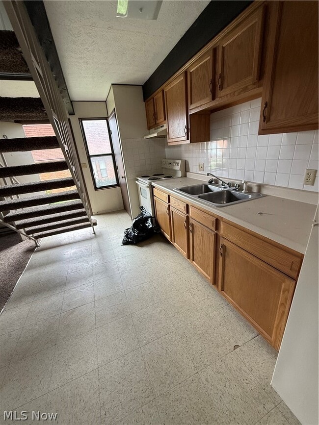 Building Photo - 63 Jody Dr