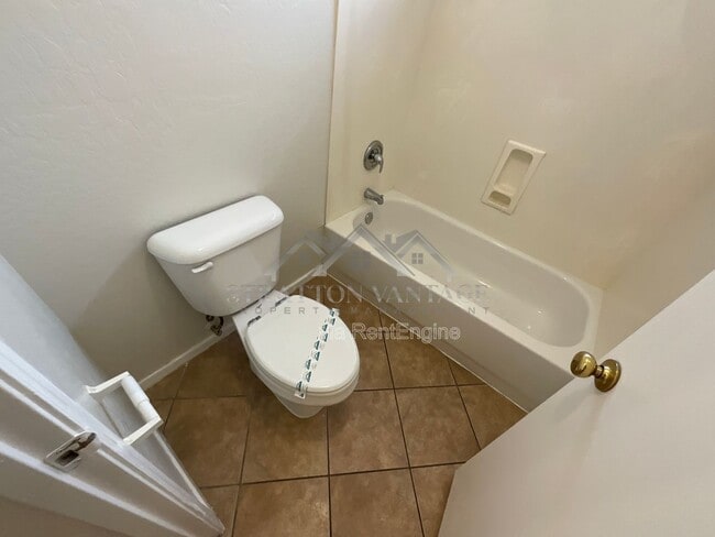 Building Photo - 12405 W Scotts Dr