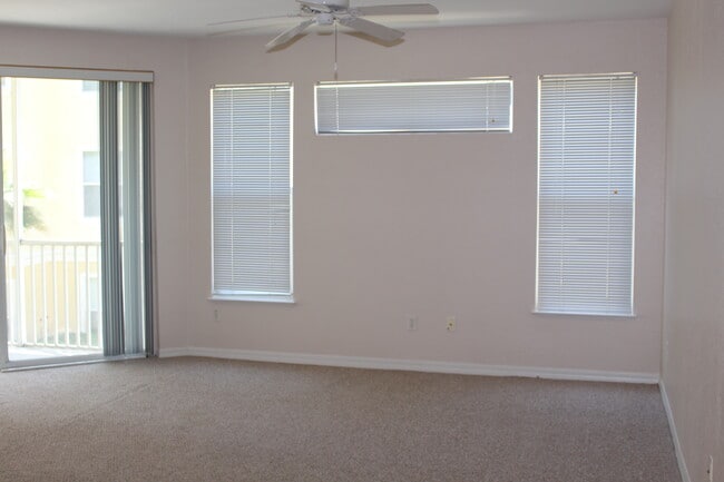 Building Photo - 2729 Maitland Crossing Way #208