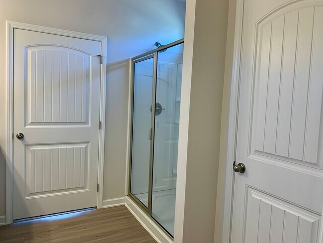 Building Photo - Beautiful Ranch Home in Sanford, Available...