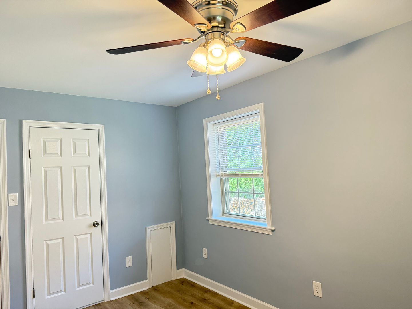 Building Photo - 8716 Plymouth St