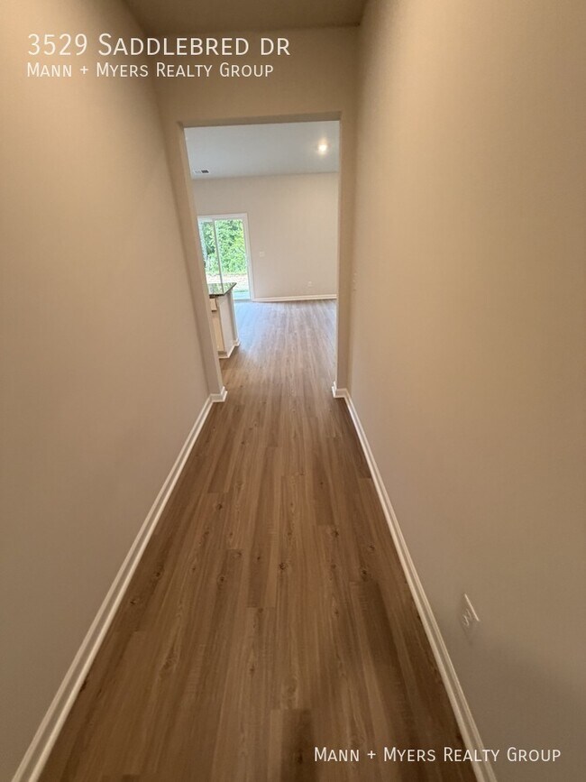 Building Photo - 3529 Saddlebred Dr