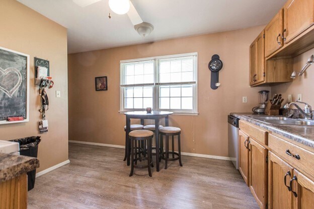 Building Photo - 304 Martin St