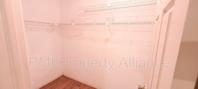 Building Photo - 2894 Donaldson Dr