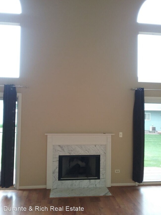 Building Photo - 3 br, 2.5 bath House - 88 Wiltshire Court