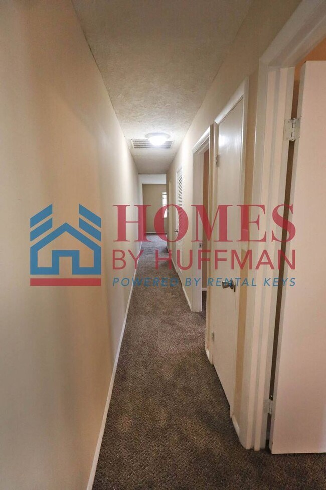 Building Photo - 844-844 Stanley Ave