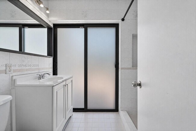 Building Photo - 8620 SW 159th St