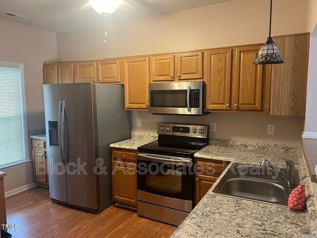 Building Photo - 8301 Hempshire Pl