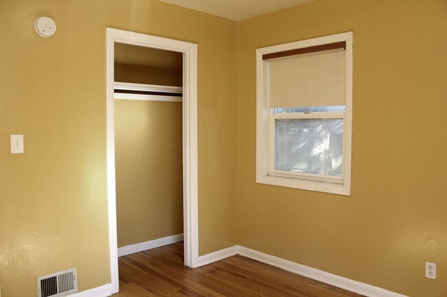 Building Photo - 4728 SE 92nd Ave