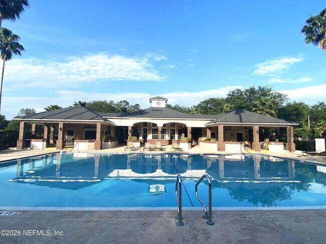 Building Photo - 10519 Creston Glen Cir E