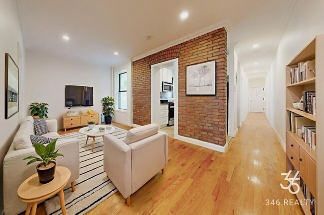 Building Photo - 542 W 147th St