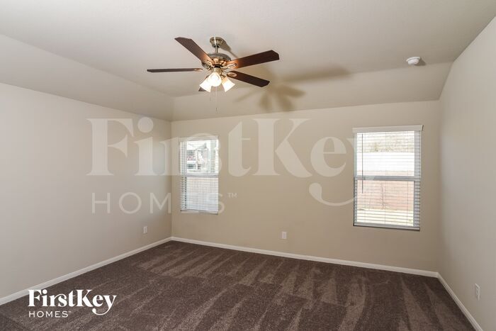 Building Photo - 1803 Morse Way