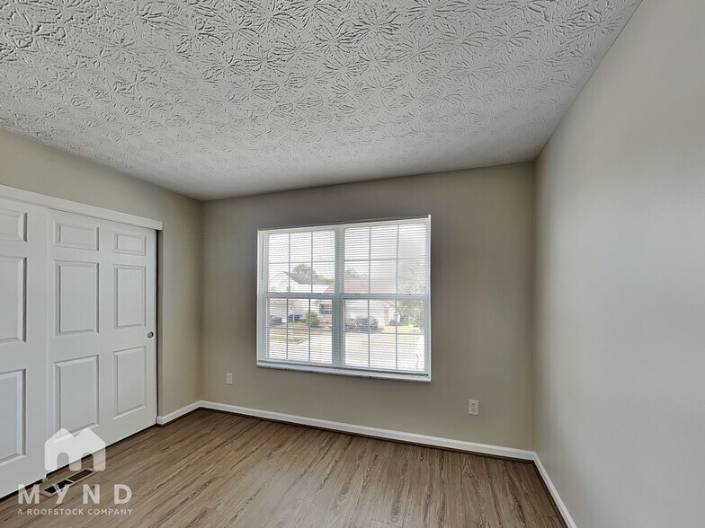 Building Photo - 3904 Liriope St