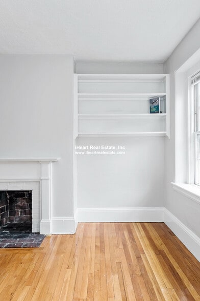 Building Photo - 47 S Russell St