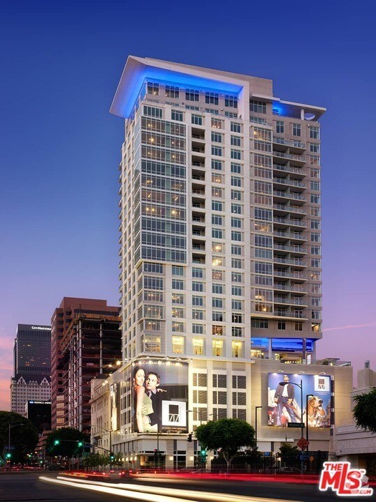 Building Photo - 717 W Olympic Blvd
