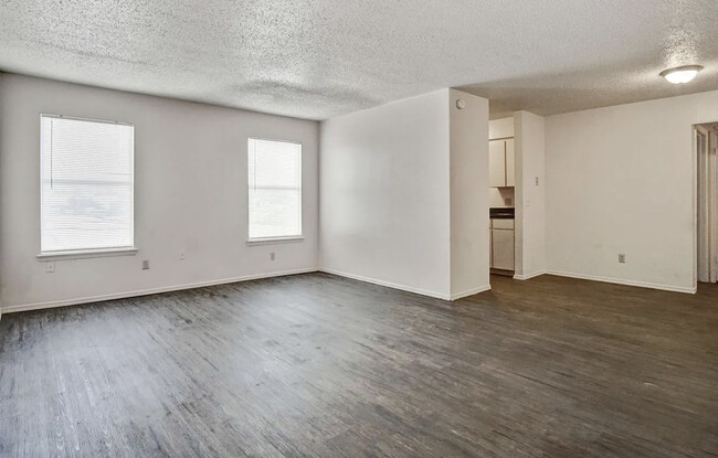 Primary Photo - 2813 NW 59th St