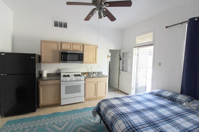 Building Photo - 803 Upson Dr
