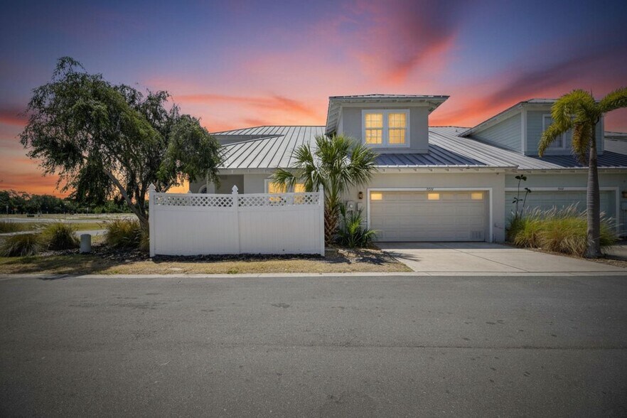 Building Photo - 5536 Luminar Pointe Ln