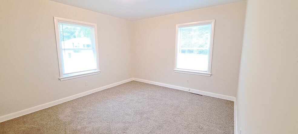 Building Photo - 909 Pittman St