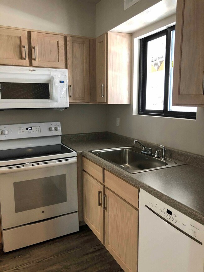 Building Photo - Beautiful Salt Lake City Condo for rent!