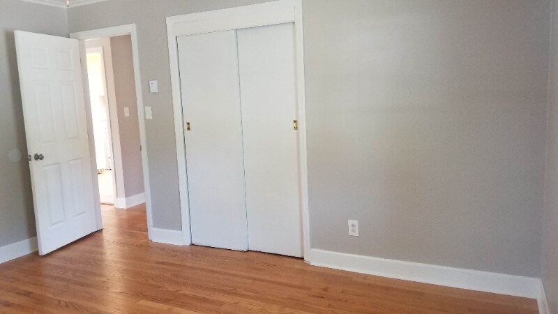 Building Photo - 303A Culbreth Ave