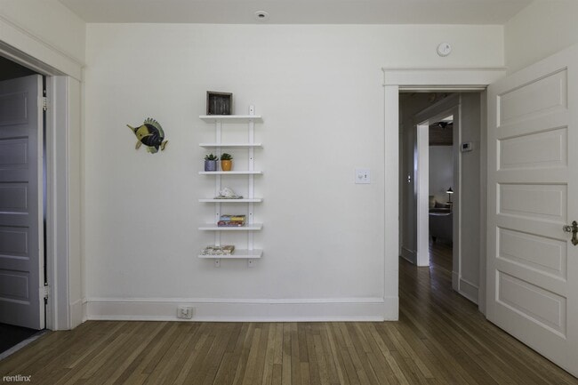 Building Photo - 2 br, 2.5 bath Duplex - 318 27th Street Sa...