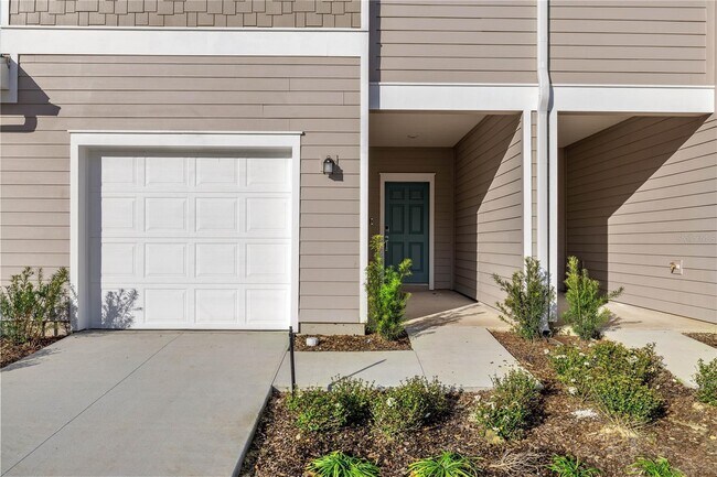 Building Photo - 3601 SE 37th Ct