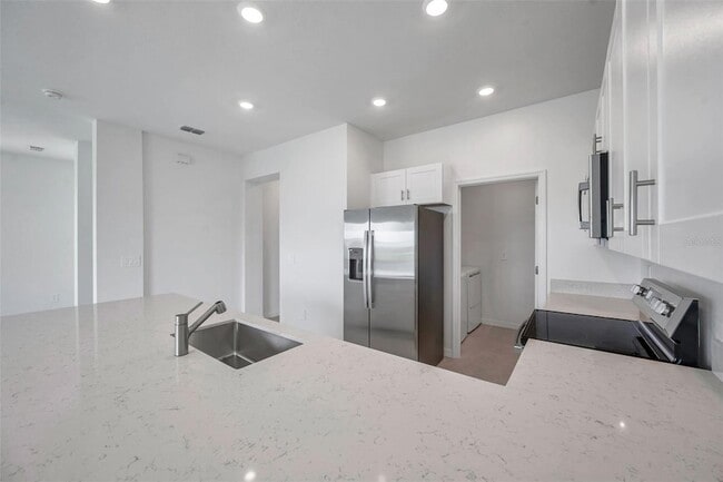 Building Photo - 9304 Bonita Mar Dr