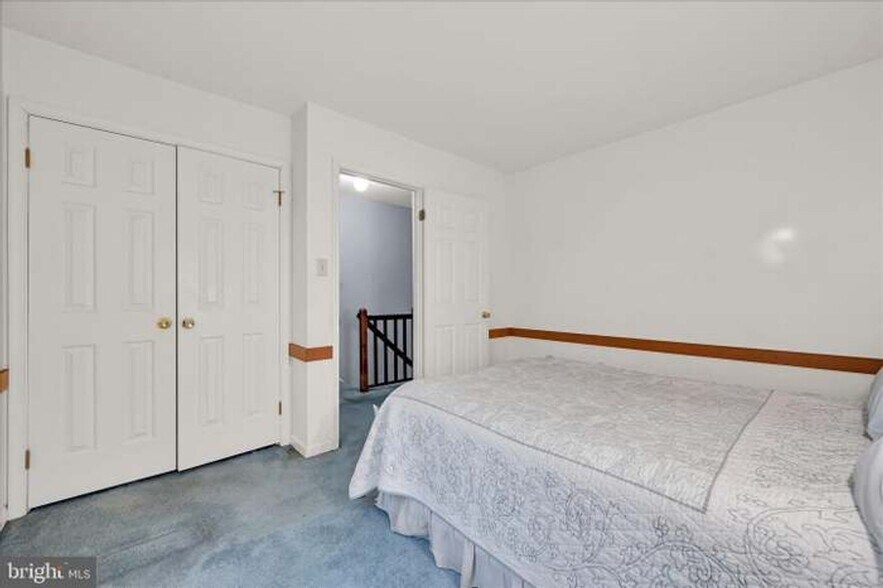 Building Photo - 6106 Spring Knoll Dr