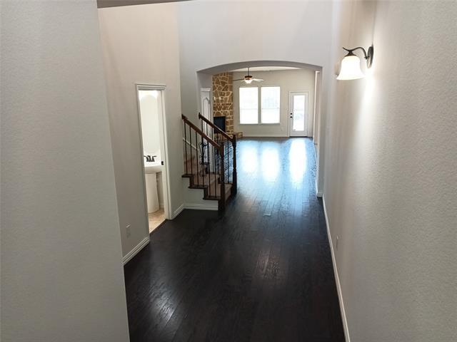 Building Photo - 1704 Freedom Dr