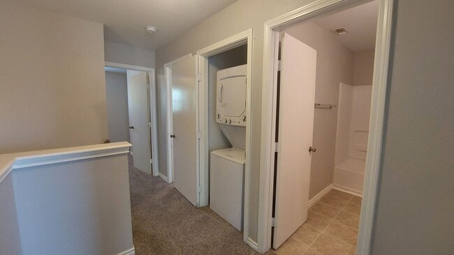 Building Photo - PENDING GRANITE KITCHEN UPDATE AND NEW FLO...