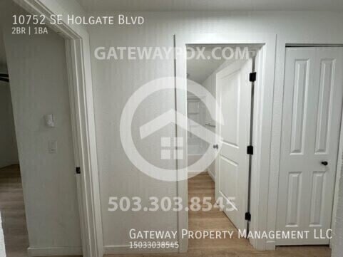 Building Photo - 10752 SE Holgate Blvd