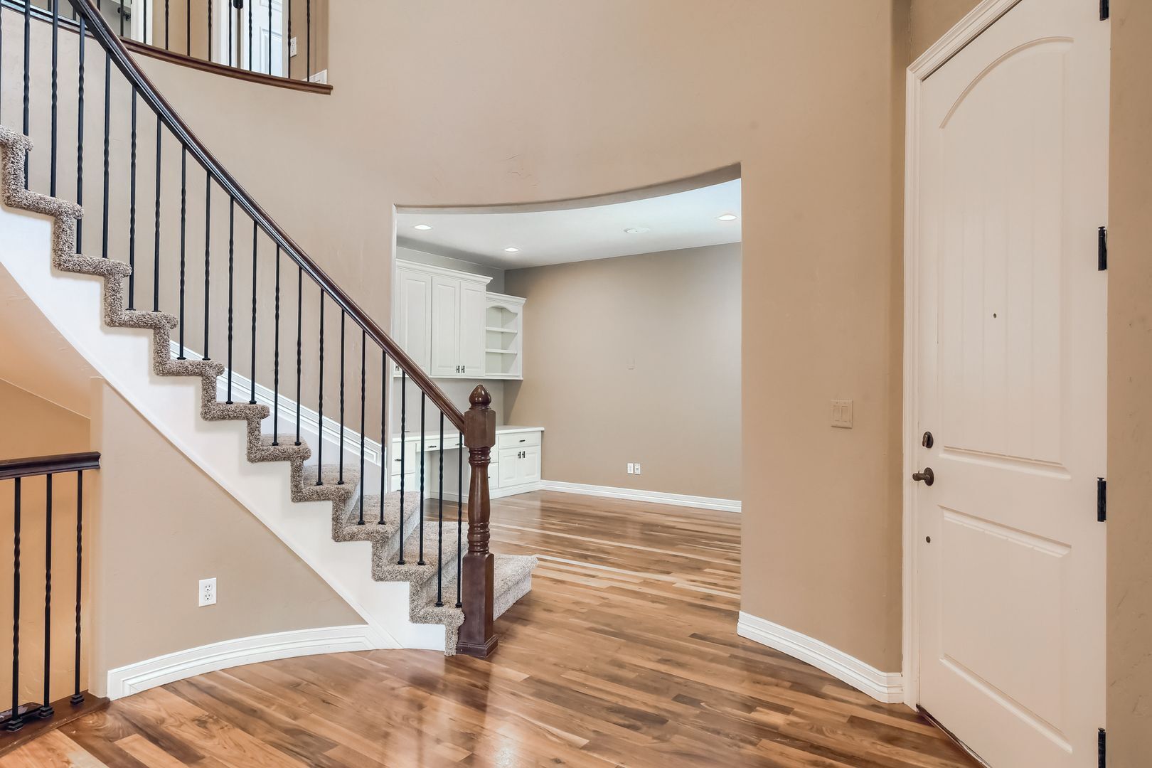 Building Photo - 9701 Sunset Hill Pl