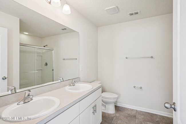 Building Photo - 633 Seville Pkwy
