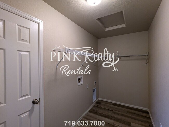 Building Photo - 6295 Laurel Grass Range Trail