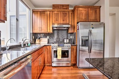 Building Photo - 218 Cerro Dr