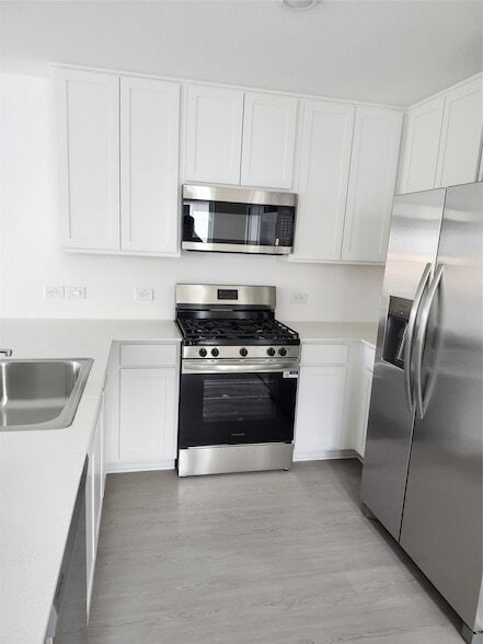 Building Photo - 12019 Noble Wood Vlg