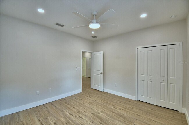 Building Photo - 2673 Calistoga Ave