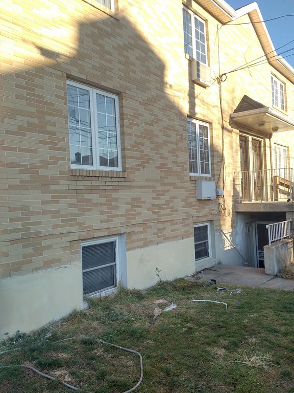 Building Photo - 9001 Farragut Rd