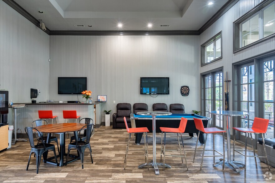 Arbors of Sam Houston 555 Bowers Blvd Huntsville TX 77340 Apartment