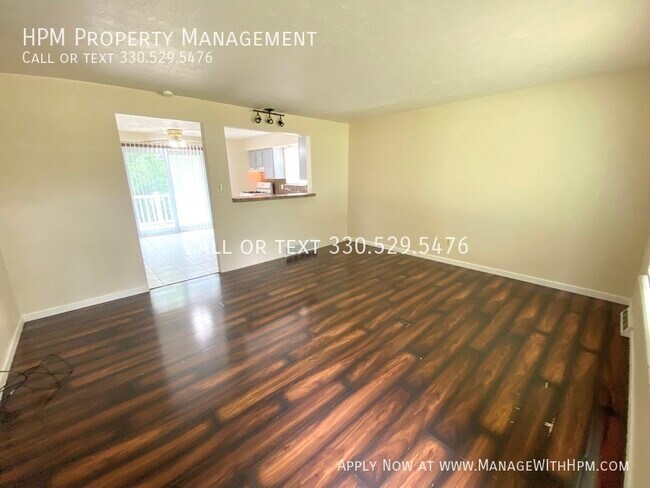 Building Photo - 1827 Thackeray Ave NW