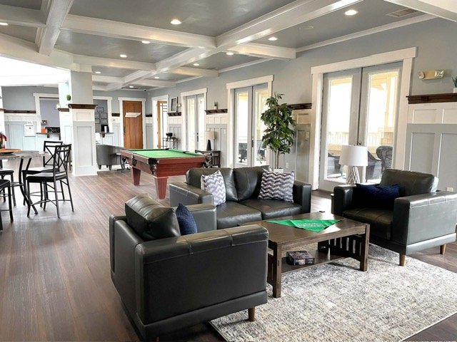 Building Photo - 1106 Tree Top Way