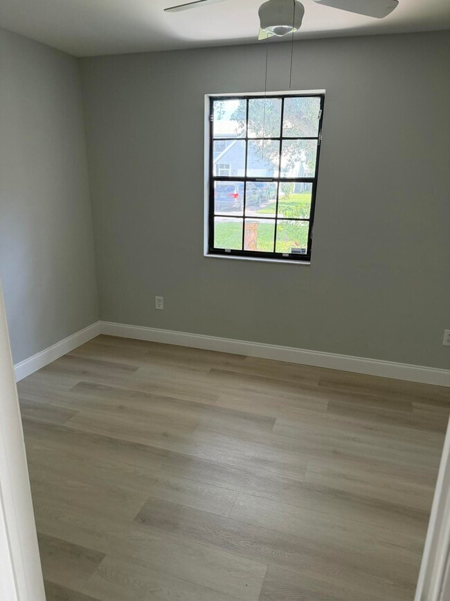 Building Photo - 2820 Black Pine Ct