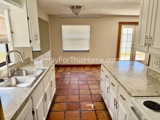 Building Photo - Single Family Home on a Cul-De-Sac