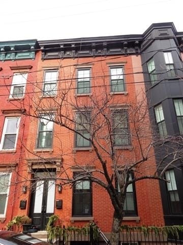 Building Photo - 256 10th St