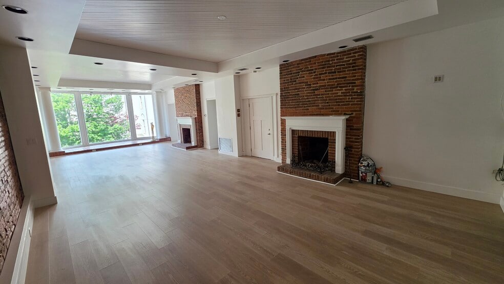 4 Fireplaces in Total - 403 N Charles St