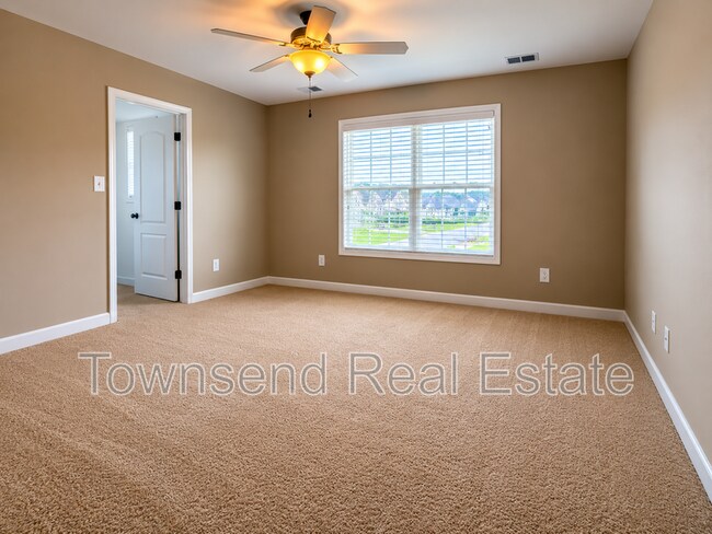 Building Photo - 2817 Blockade Runner Dr