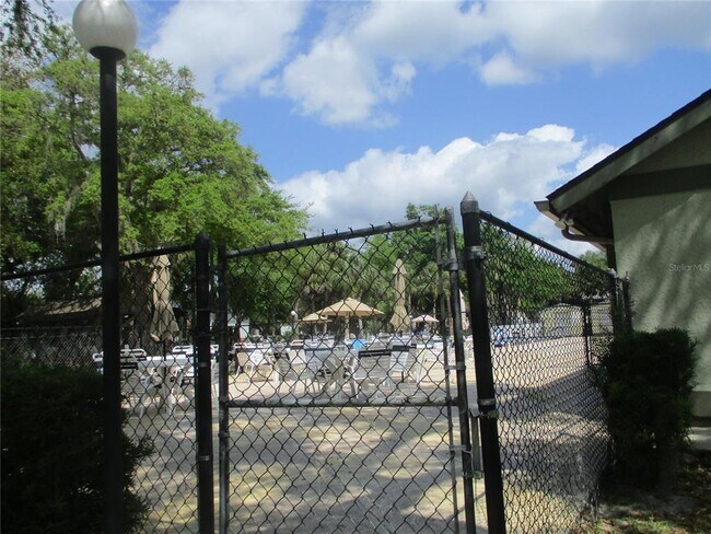 Building Photo - 471 Insull Ct