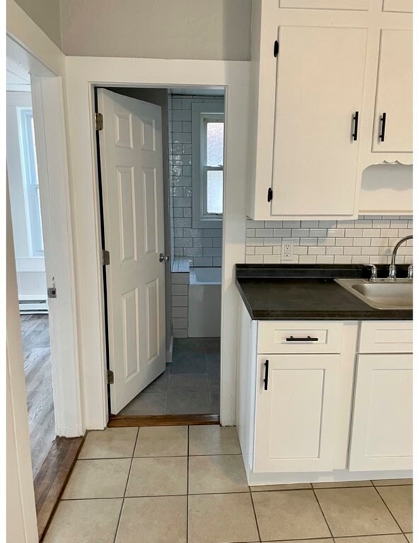 Building Photo - 266 W 6th St