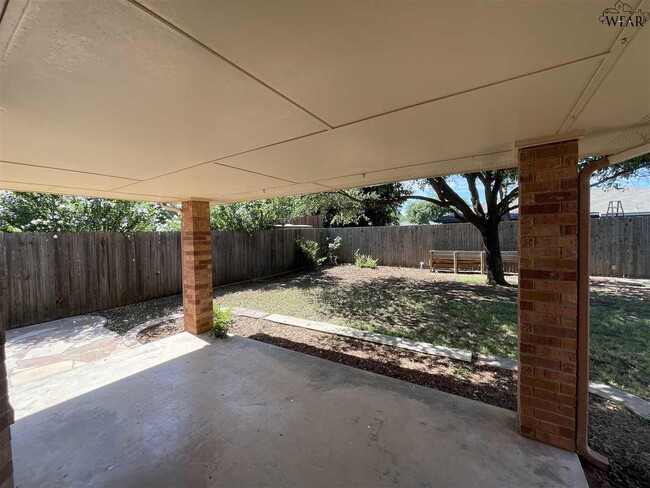 Building Photo - 2807 Concho Ln